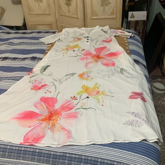 House dress - Picture 6 of 12